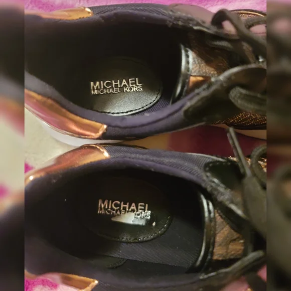 Michael Kors Women's Brown & Black Glitter Sneakers Shoes Size 7.5 - Picture 7 of 9